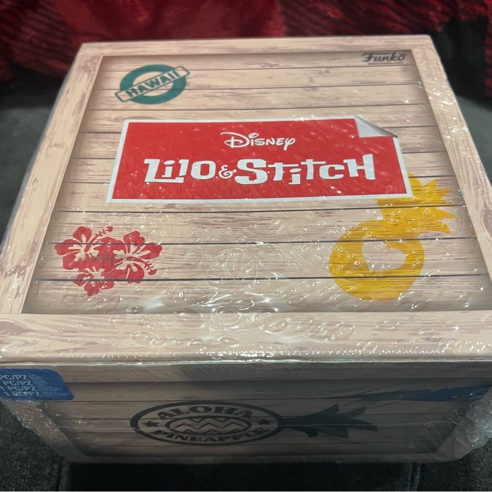 Funko Lilo and Stitch Treasures box